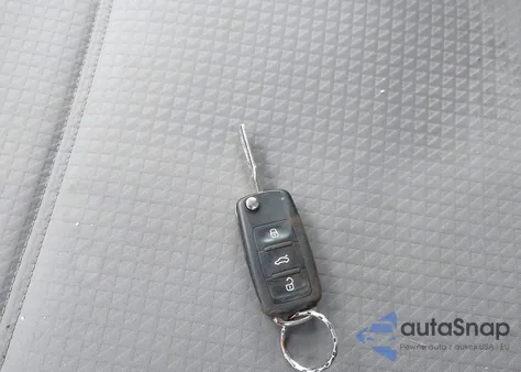 2017 Volkswagen Jetta 1.4T S z USA, uszkodzony, nr VIN 3VW2B7AJ0HM231733